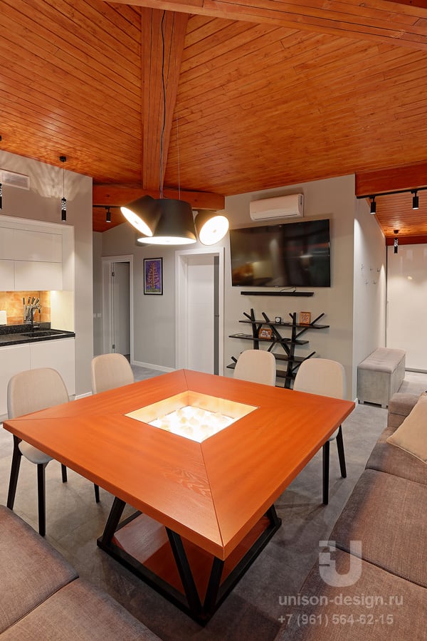 Автор компания UNISON