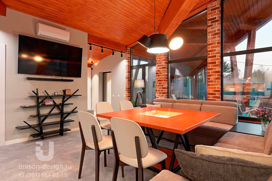 Автор компания UNISON