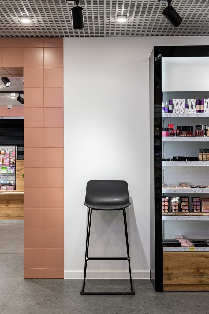 Автор дизайн-студия design_s_izyum, дизайнер КСЕНИЯ ОГОРОДНИКОВА