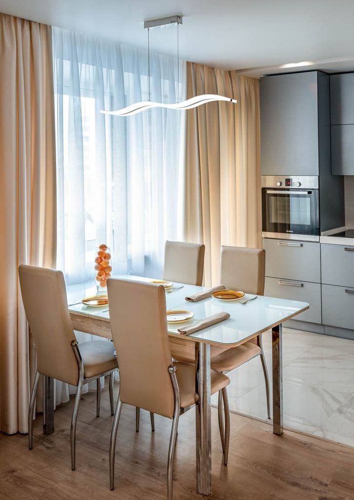 Автор дизайнер ЛАРИСА БОВЫКИНА