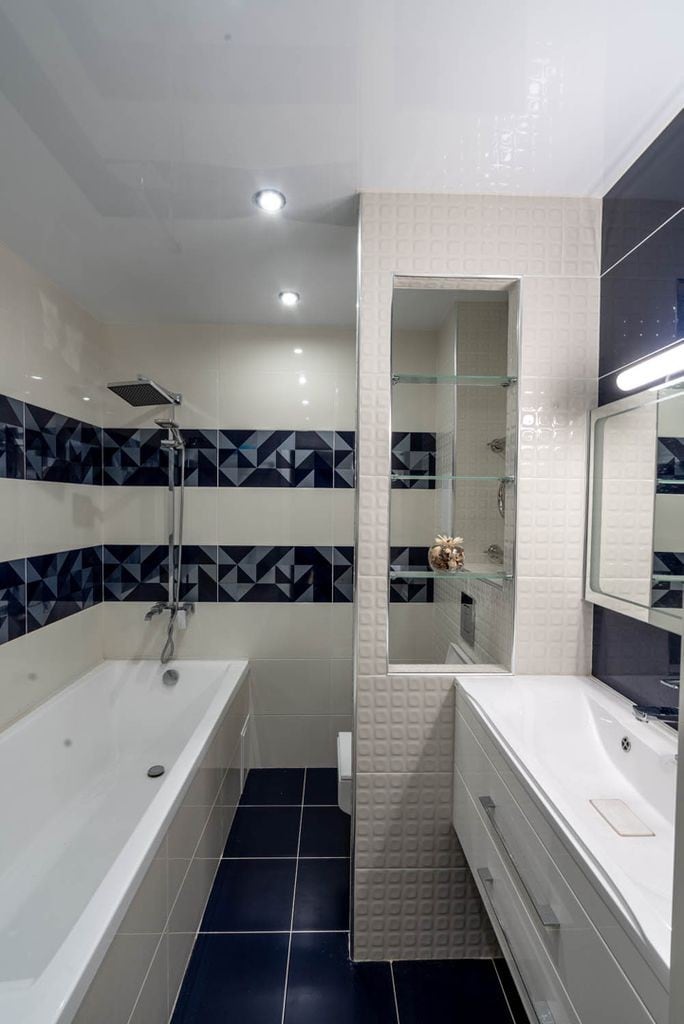 Автор дизайнер ЛАРИСА БОВЫКИНА