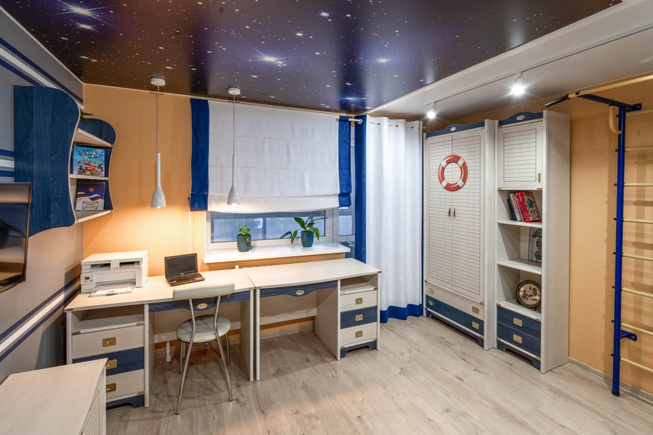 Автор дизайнер ЛАРИСА БОВЫКИНА