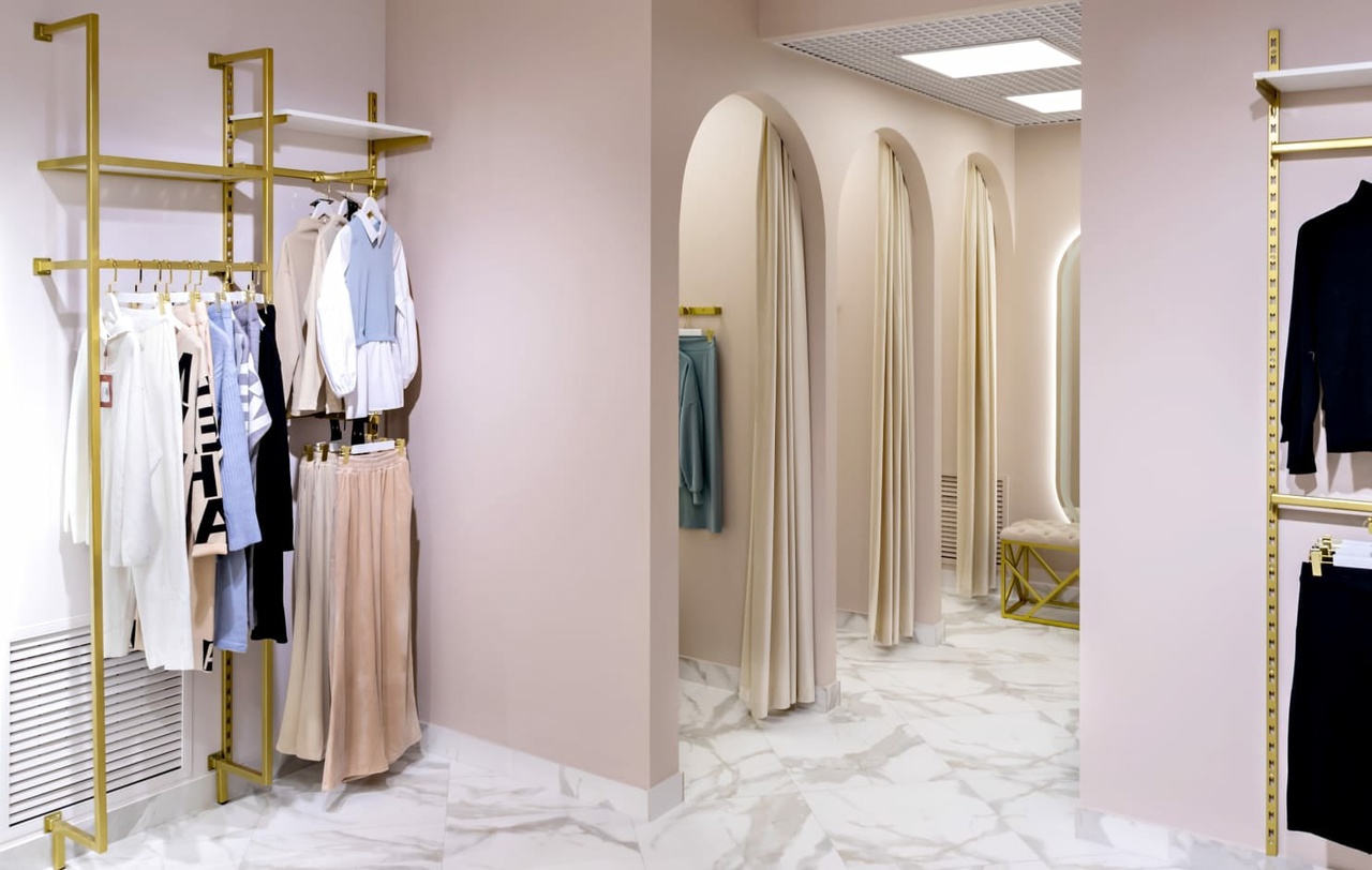 Автор дизайнер ЛАРИСА БОВЫКИНА