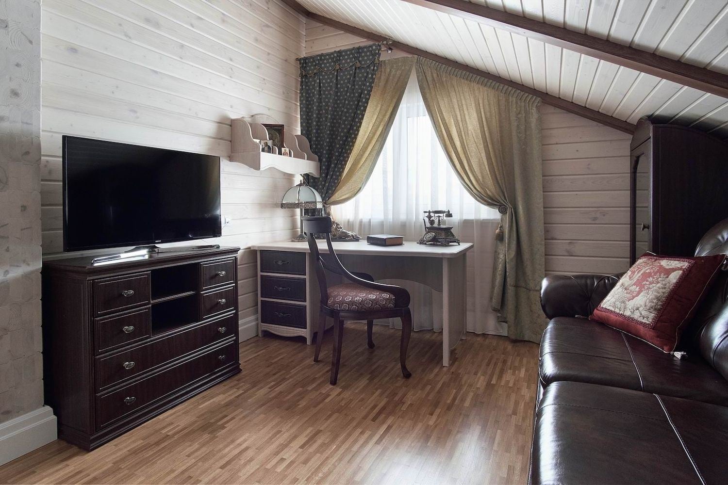 Автор студия интерьерных решений НАТАЛЬИ НЕЛЮБИНОЙ