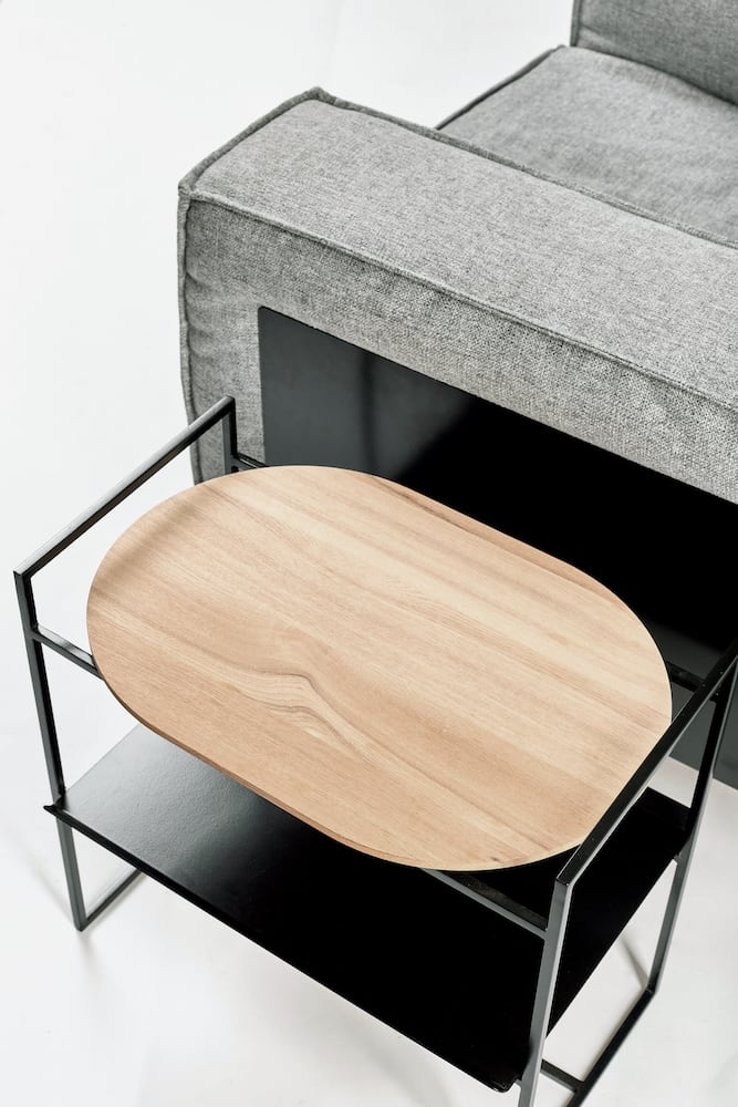 Автор дизайнер ОЛЕГ ЧАРУШИН