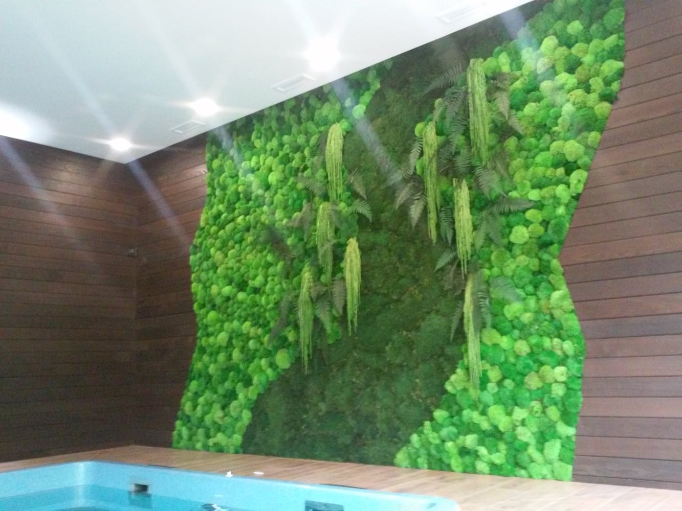 Автор дизайнер ОЛЕГ ЧАРУШИН