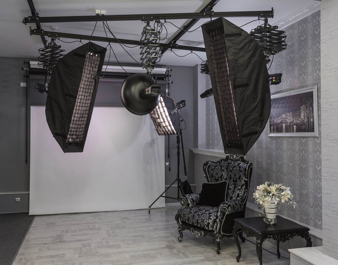 Автор дизайнер ВЕРА ХАРДИНА