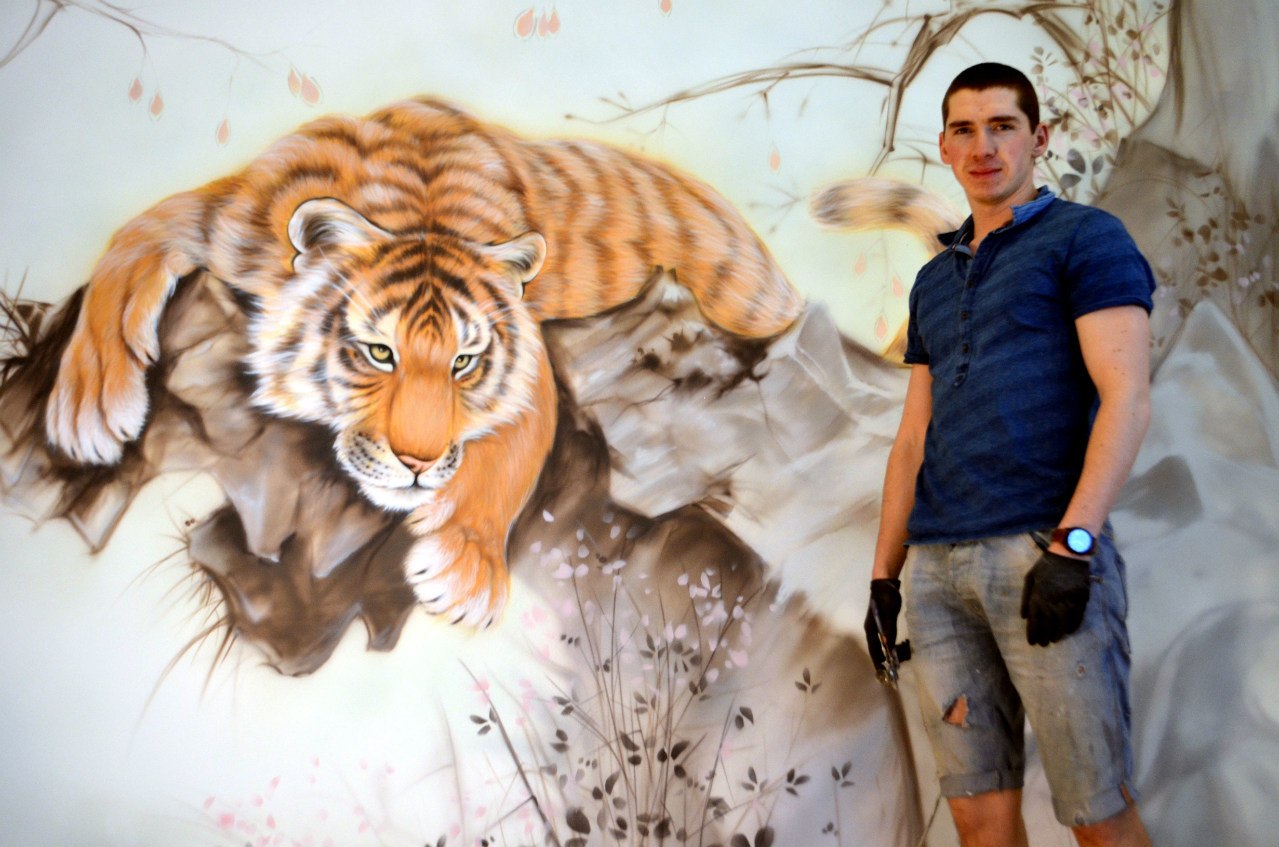 Автор художник-декоратор АЛЕКСЕЙ МАМАЕВ