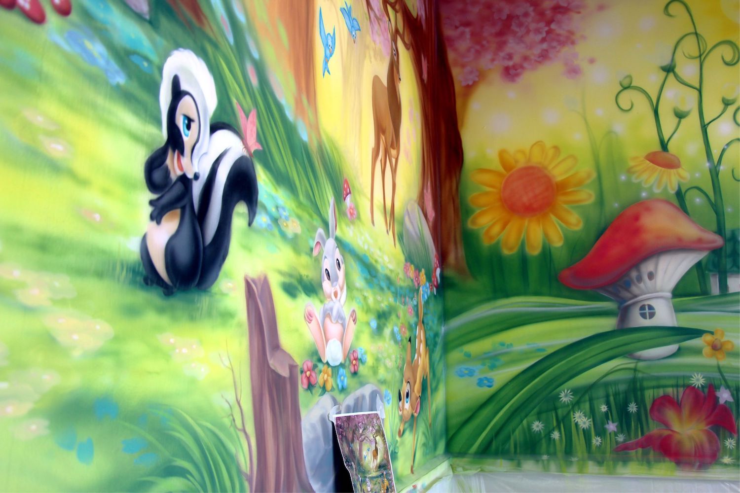 Автор художник-декоратор АЛЕКСЕЙ МАМАЕВ