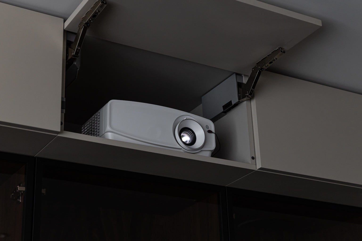 Автор дизайнер ДМИТРИЙ ИГУМНОВ