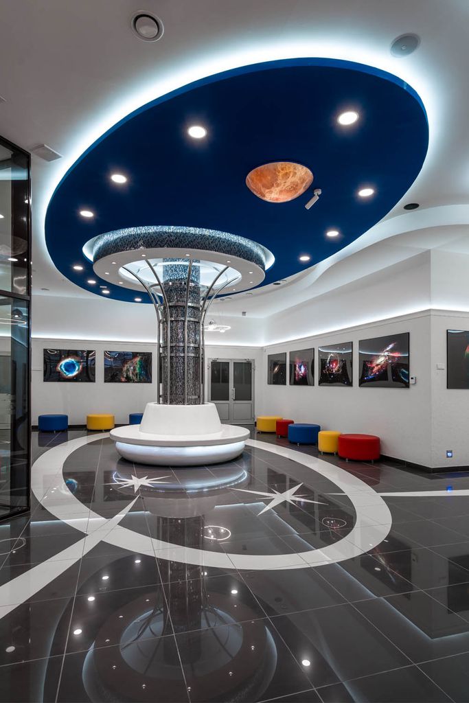 Автор дизайн-студия ИНТЕРЬЕР-WEST, руководитель Андрей Андреевский