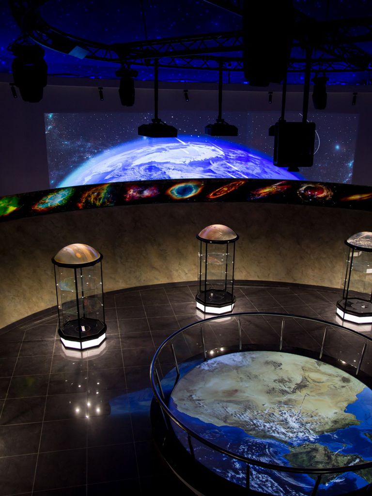 Автор дизайн-студия ИНТЕРЬЕР-WEST, руководитель Андрей Андреевский