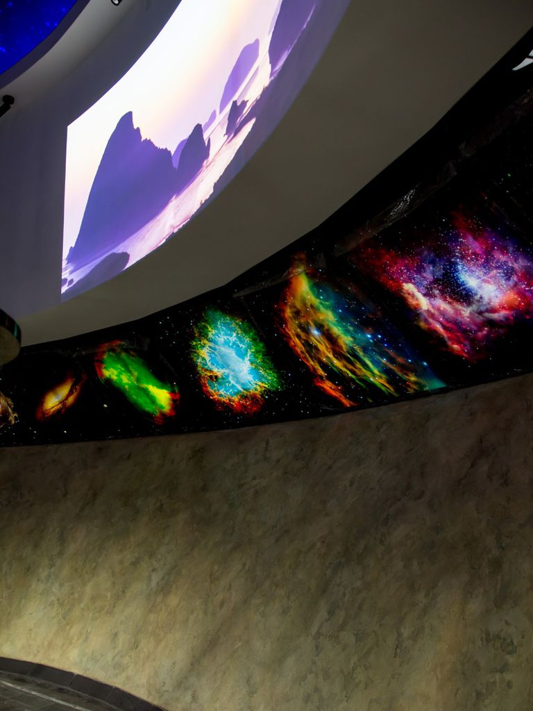 Автор дизайн-студия ИНТЕРЬЕР-WEST, руководитель Андрей Андреевский