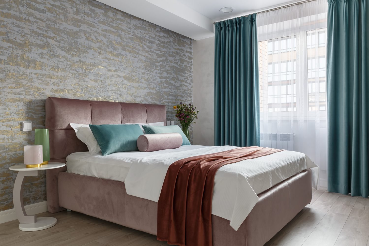 Автор дизайн-студия ИНТЕРЬЕР-WEST, руководитель Андрей Андреевский