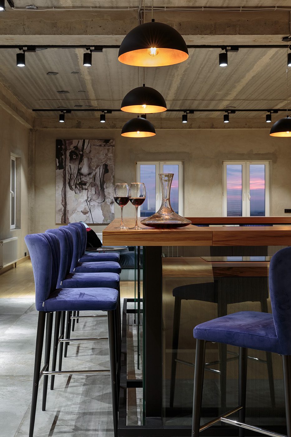 Автор дизайн-студия ИНТЕРЬЕР-WEST, руководитель Андрей Андреевский