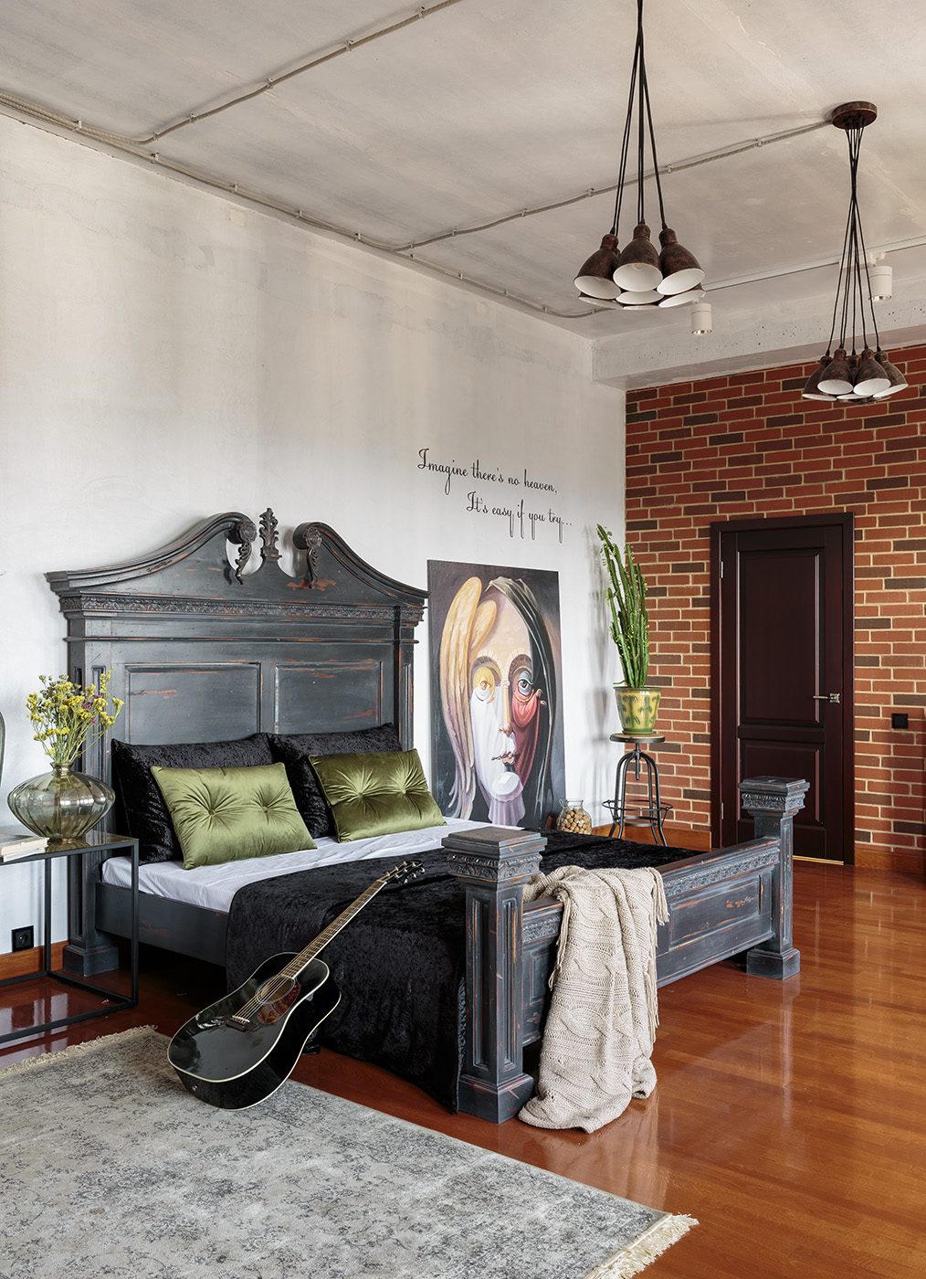 Автор дизайн-студия ИНТЕРЬЕР-WEST, руководитель Андрей Андреевский