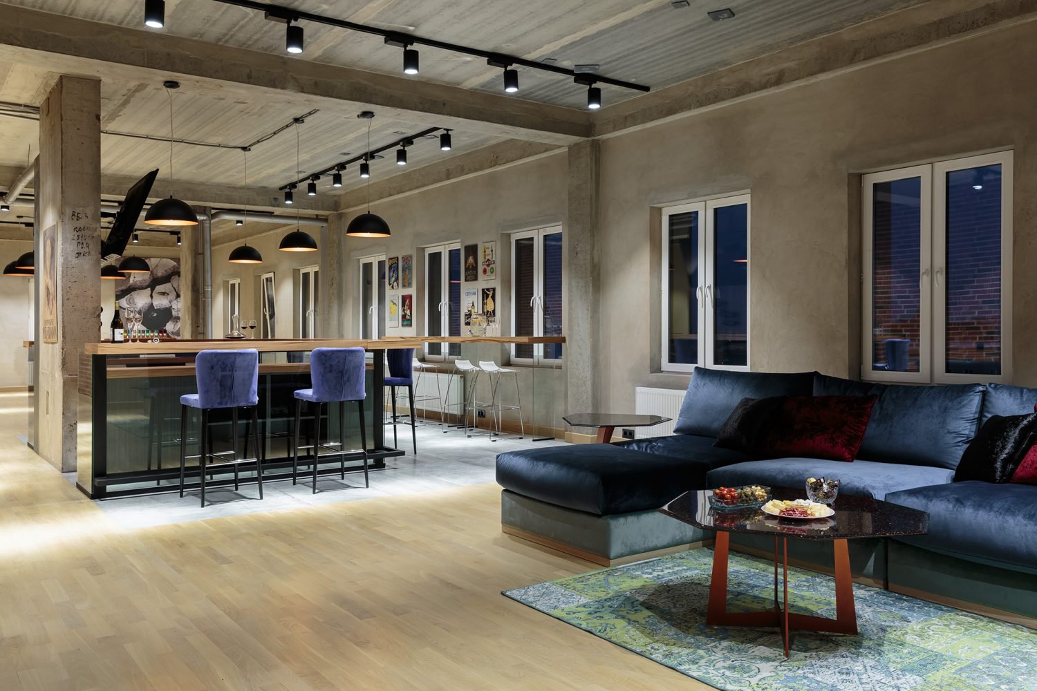 Автор дизайн-студия ИНТЕРЬЕР-WEST, руководитель Андрей Андреевский