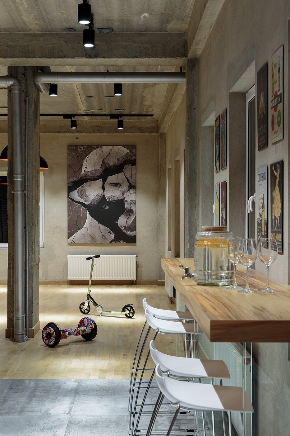 Автор дизайн-студия ИНТЕРЬЕР-WEST, руководитель Андрей Андреевский