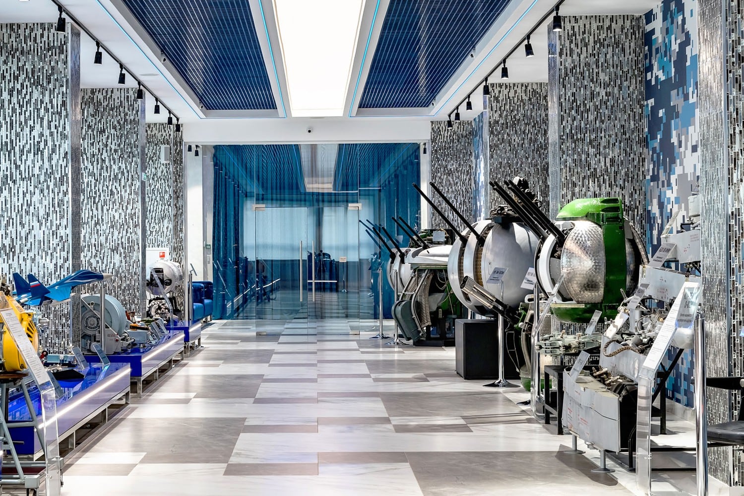 Автор дизайн-студия ИНТЕРЬЕР-WEST, руководитель Андрей Андреевский