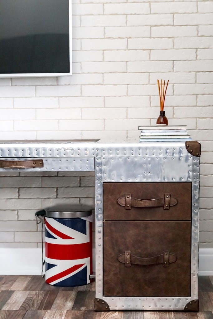 Автор дизайн-студия ИНТЕРЬЕР-WEST, руководитель Андрей Андреевский