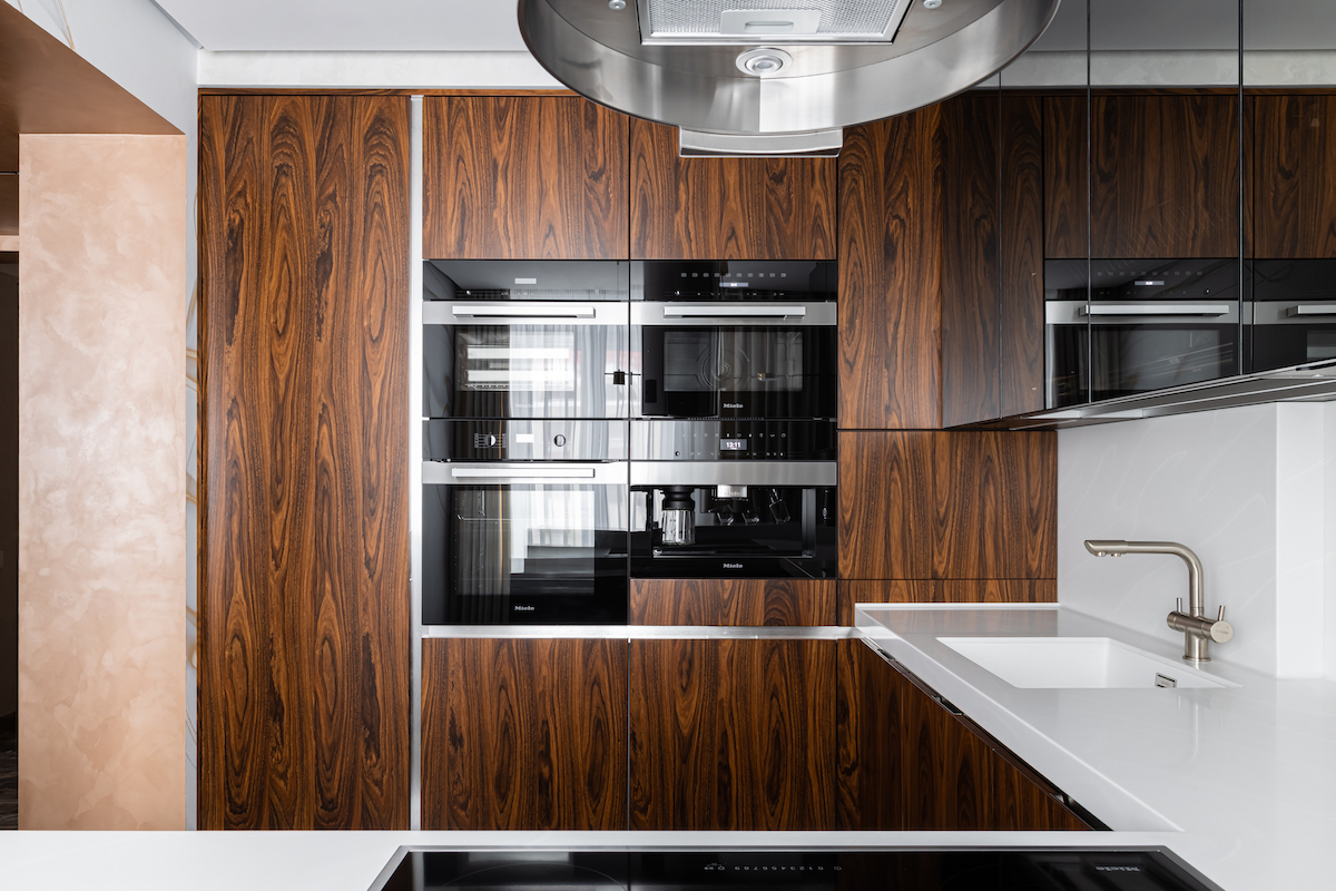 Автор дизайн-студия ИНТЕРЬЕР-WEST, руководитель Андрей Андреевский