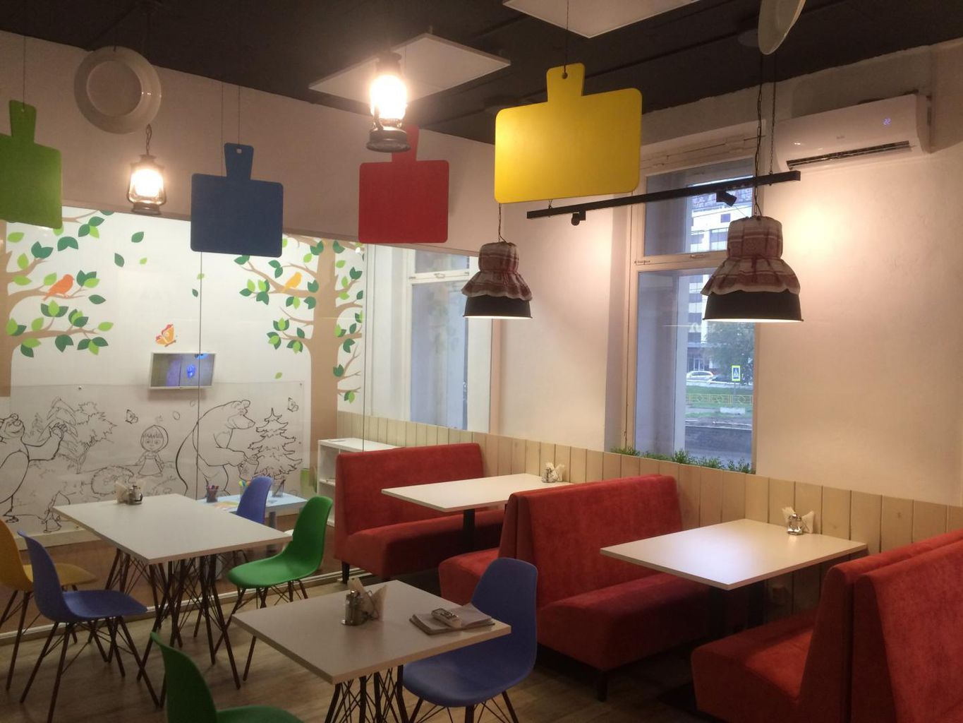 Автор компания SETUS Design, арт-директор Анна Стрижова