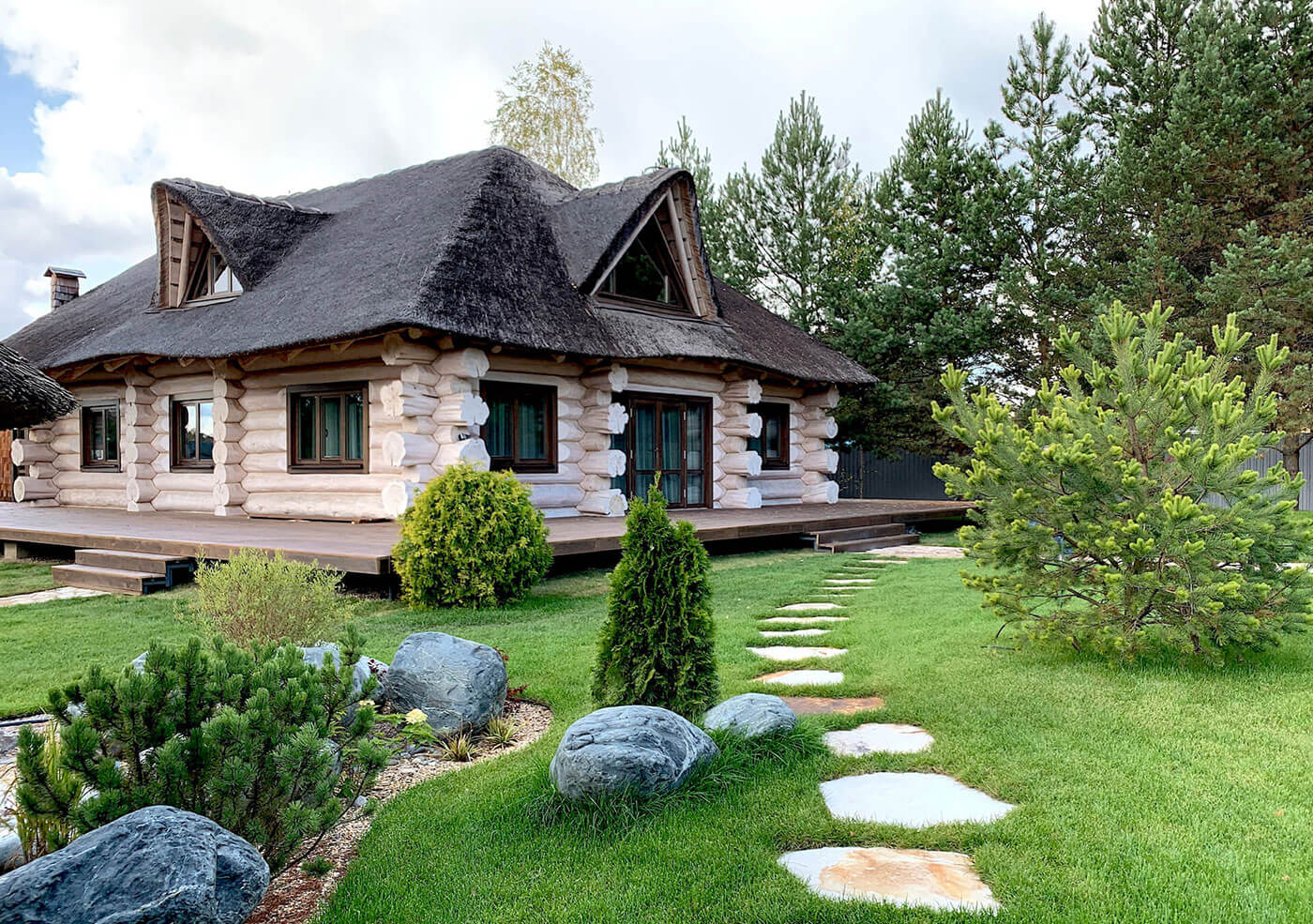 Автор компания SETUS Design, арт-директор Анна Стрижова