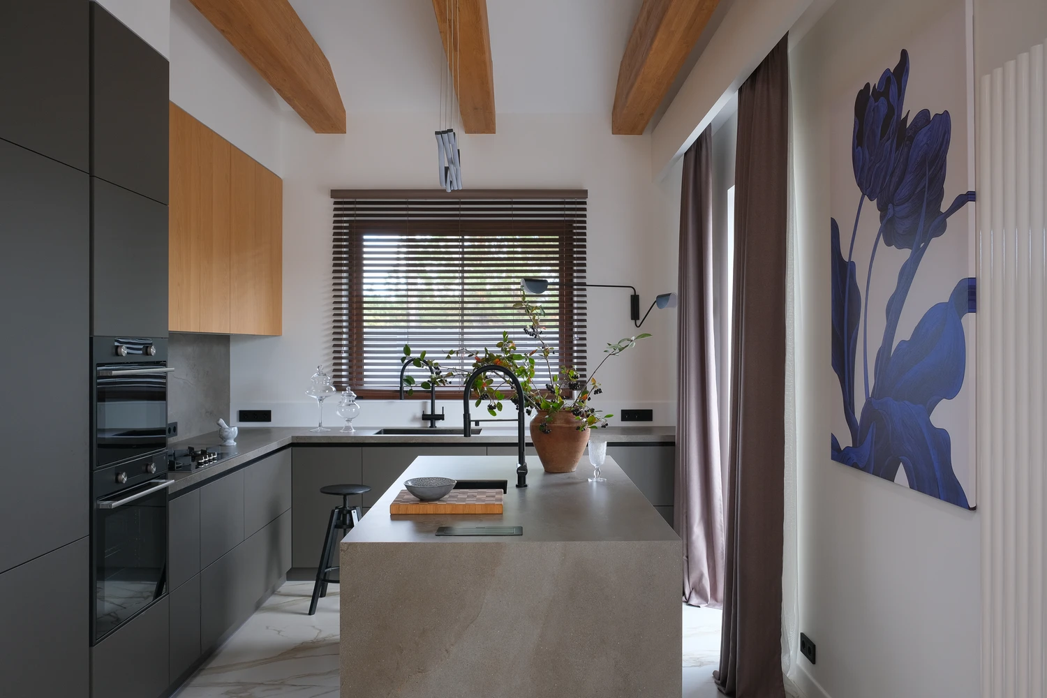 Автор дизайнер ВЕРА ПОЛЯКОВА