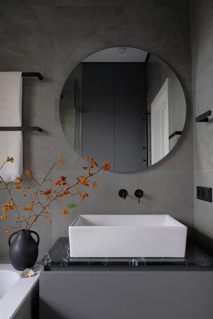 Автор дизайнер ВЕРА ПОЛЯКОВА